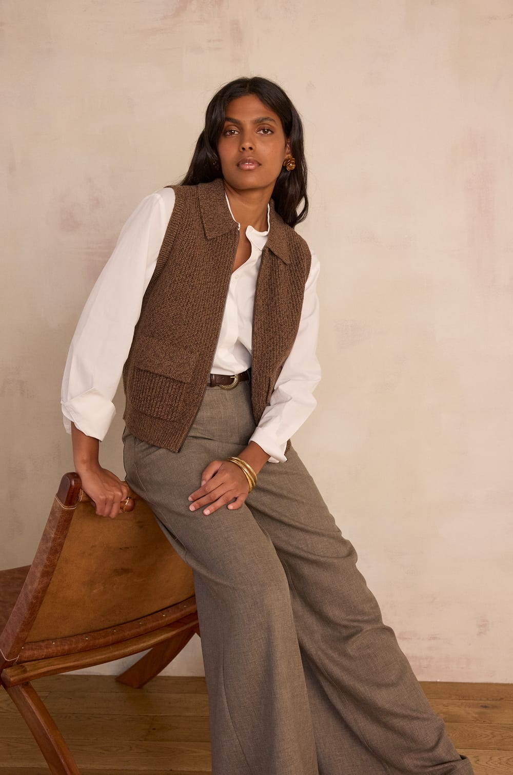 SIMON sleeveless cardigan;${refinementColor}