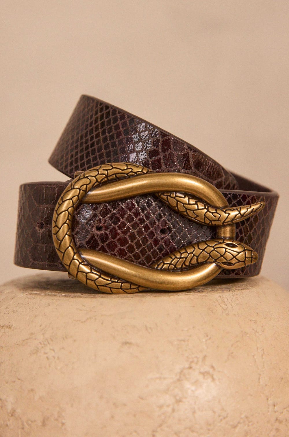 LEON leather belt;${refinementColor}