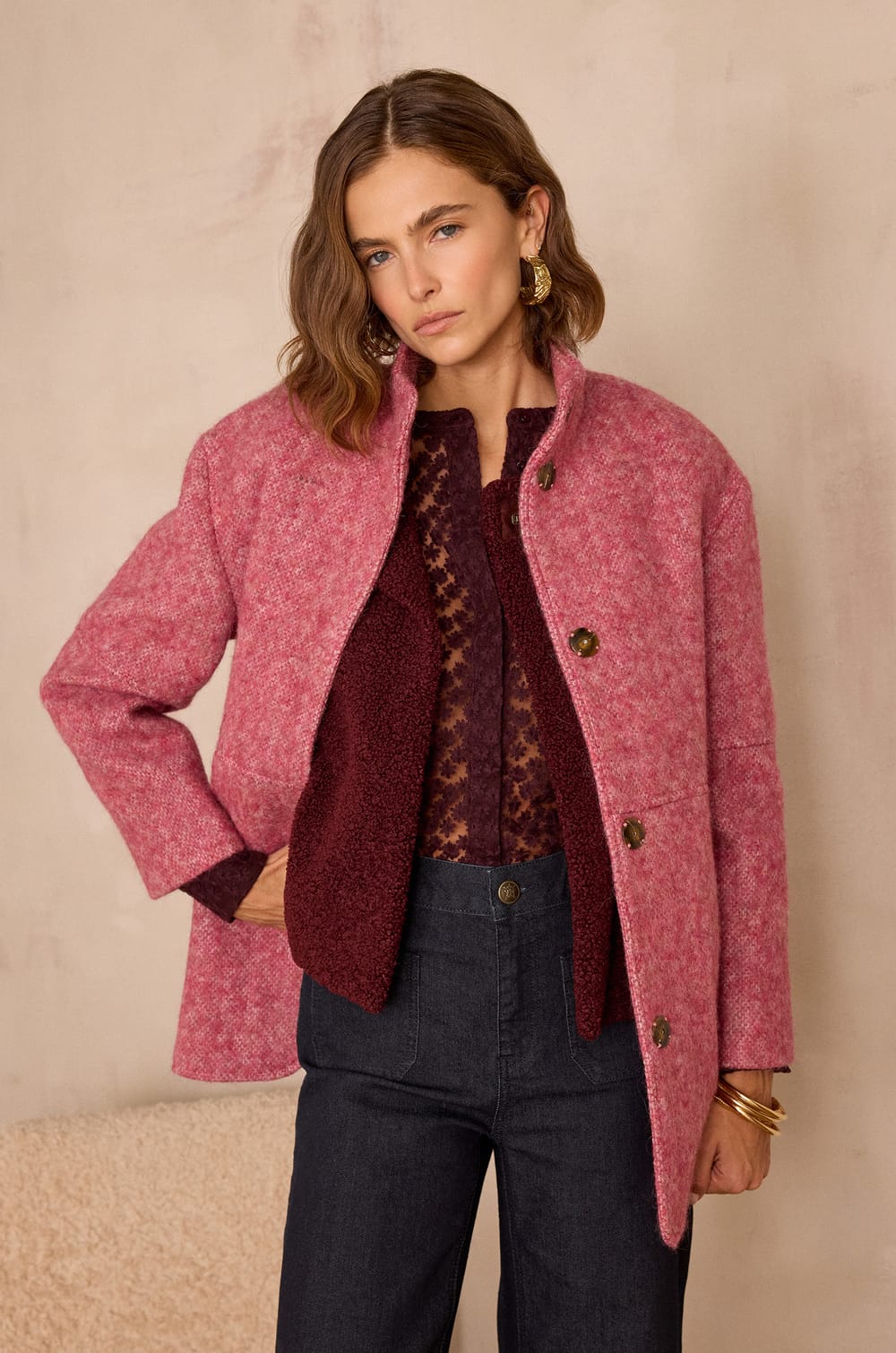 Embroidered CAMOMILLE blouse in cotton;${refinementColor}