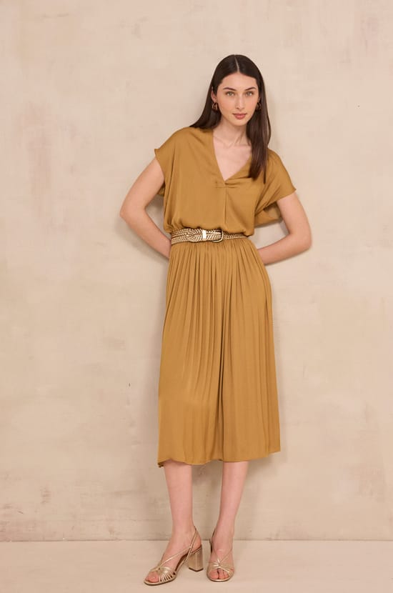 Pleated midi skirt CRYSTAL;${refinementColor}