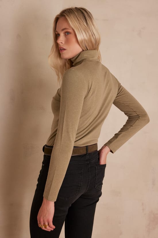 FERGUIE turtleneck T-shirt;${refinementColor}