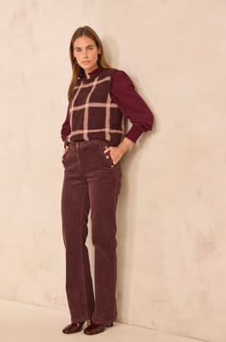 Paarse flared broek van velvet NINON;${refinementColor}