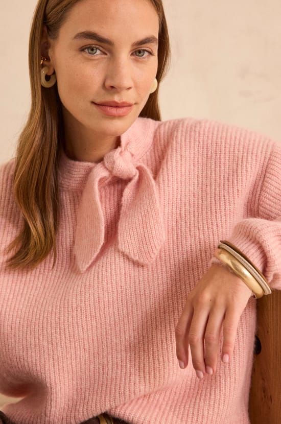 Blush pink high-neck sweater ANAIS;${refinementColor}