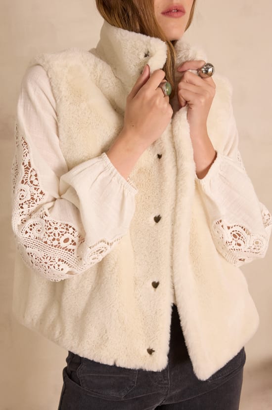 SUZANNE Sleeveless Cardigan;${refinementColor}