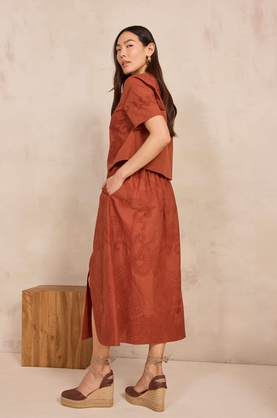 Embroidered skirt OLIE;${refinementColor}