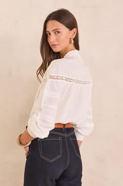 Blouse with floral embroidery in 100% Cotton DEMMA;${refinementColor}