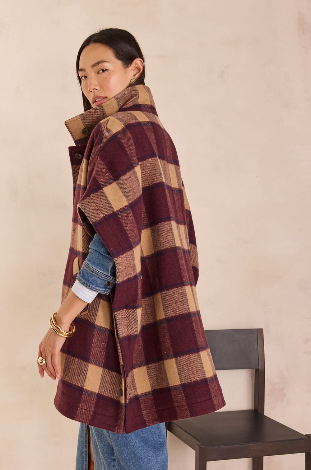 DOLLY Checked Cape Coat;${refinementColor}