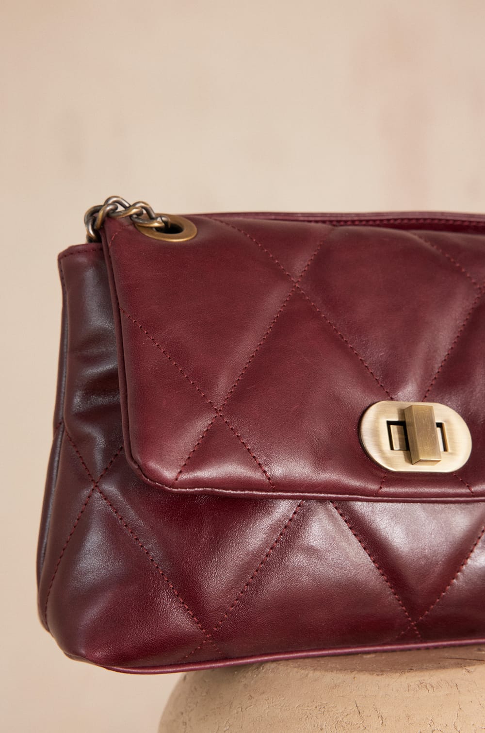 GABY leather bag;${refinementColor}