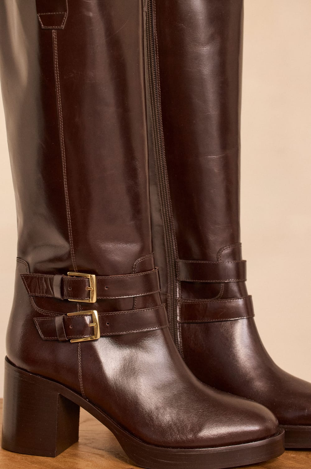 OLIVER leather high-heeled boots;${refinementColor}