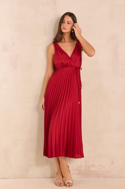 Sleeveless pleated dress FEATHER;${refinementColor}