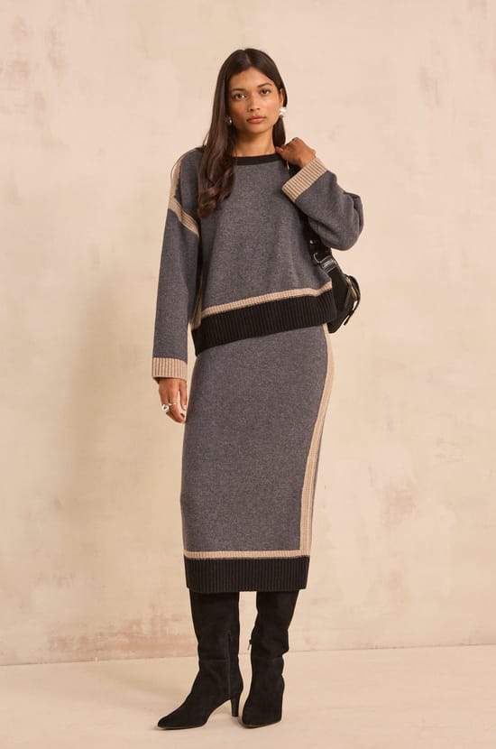 Straight knit wool skirt VALERIE;${refinementColor}