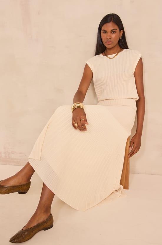 Flowy mesh skirt VANESSA;${refinementColor}