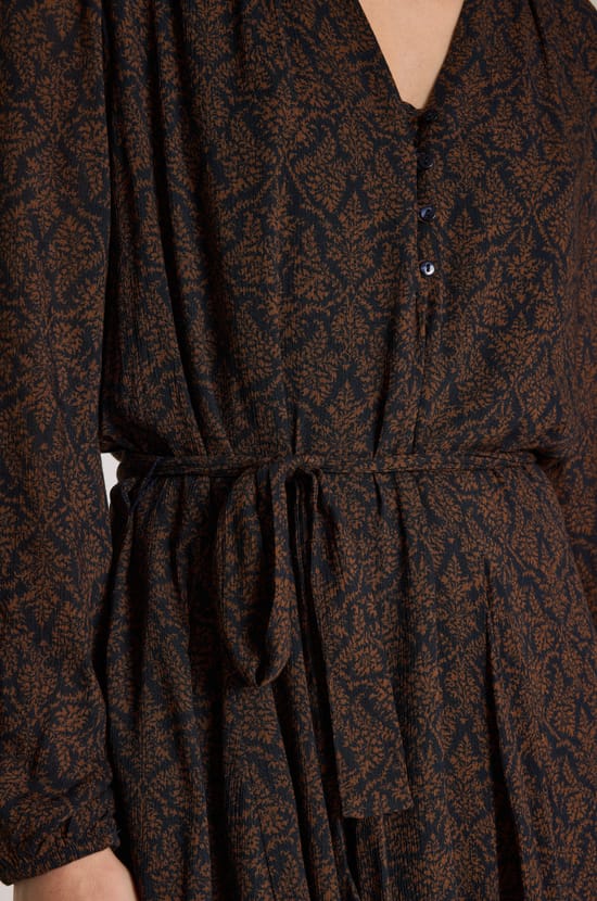 Robe MABELLE;${refinementColor}