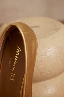 Ballerine MONA en cuir;${refinementColor}