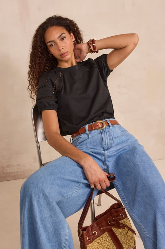 LEA balloon sleeve T-shirt;${refinementColor}