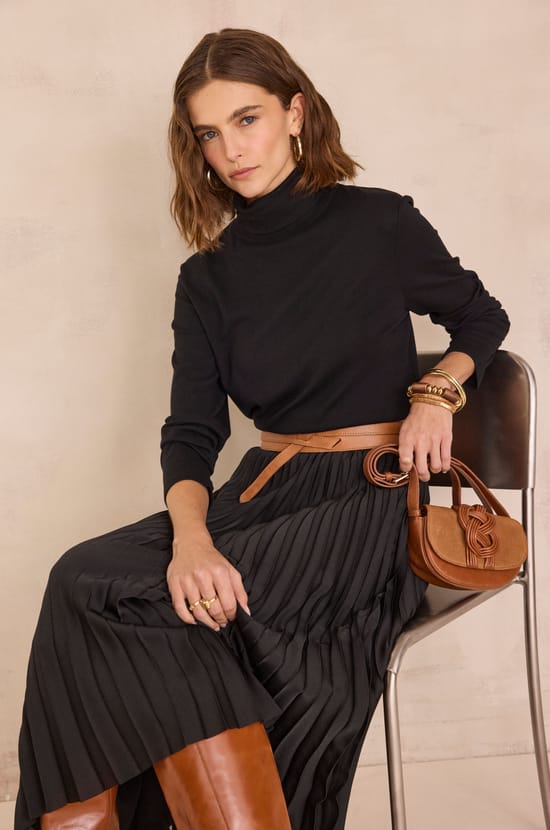 FERGUIE roll neck T-shirt;${refinementColor}