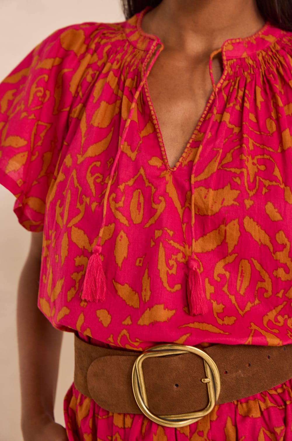 MIA short-sleeve cotton printed blouse;${refinementColor}