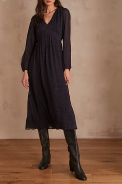 Robe LAURIANE;${refinementColor}