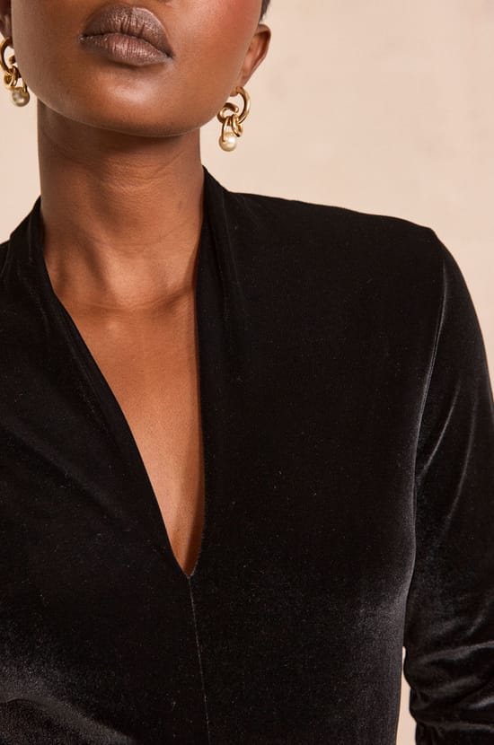 Body col V in velvet TANY;${refinementColor}
