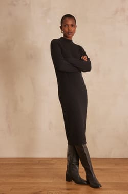 Robe LAURA;${refinementColor}