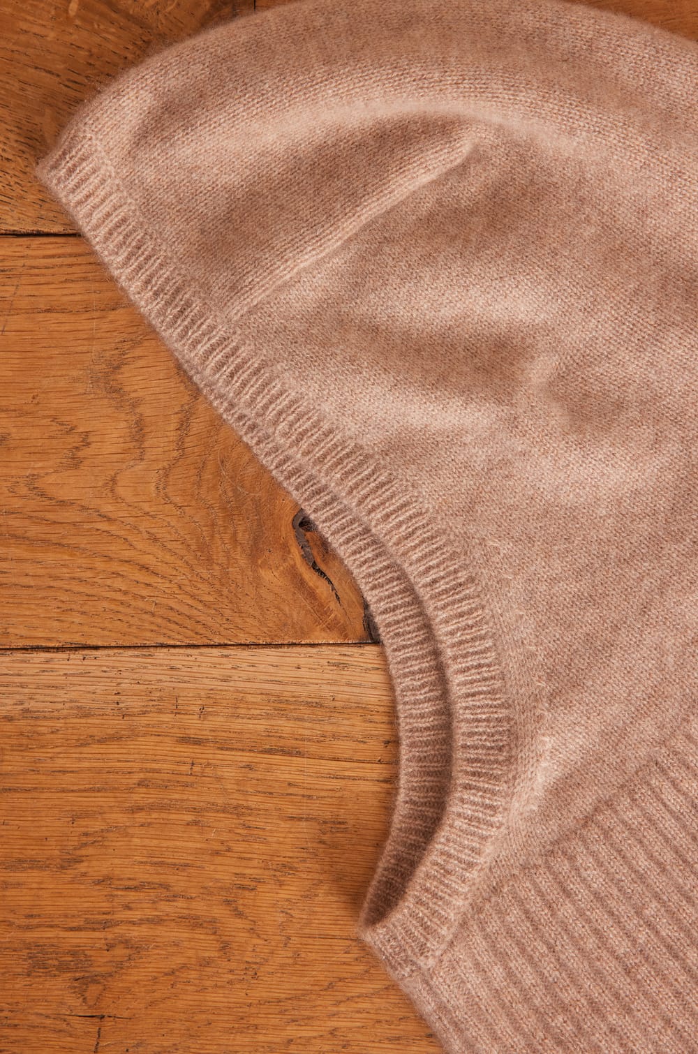 HECTOR hat in 100% recycled cashmere - 2 ply;${refinementColor}