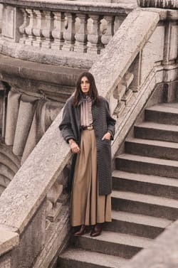 LUCIA extra large pants;${refinementColor}