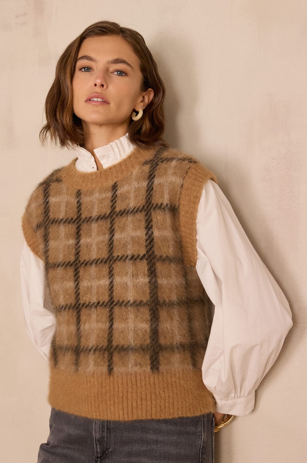 BLONDIE sleeveless alpaca jumper;${refinementColor}