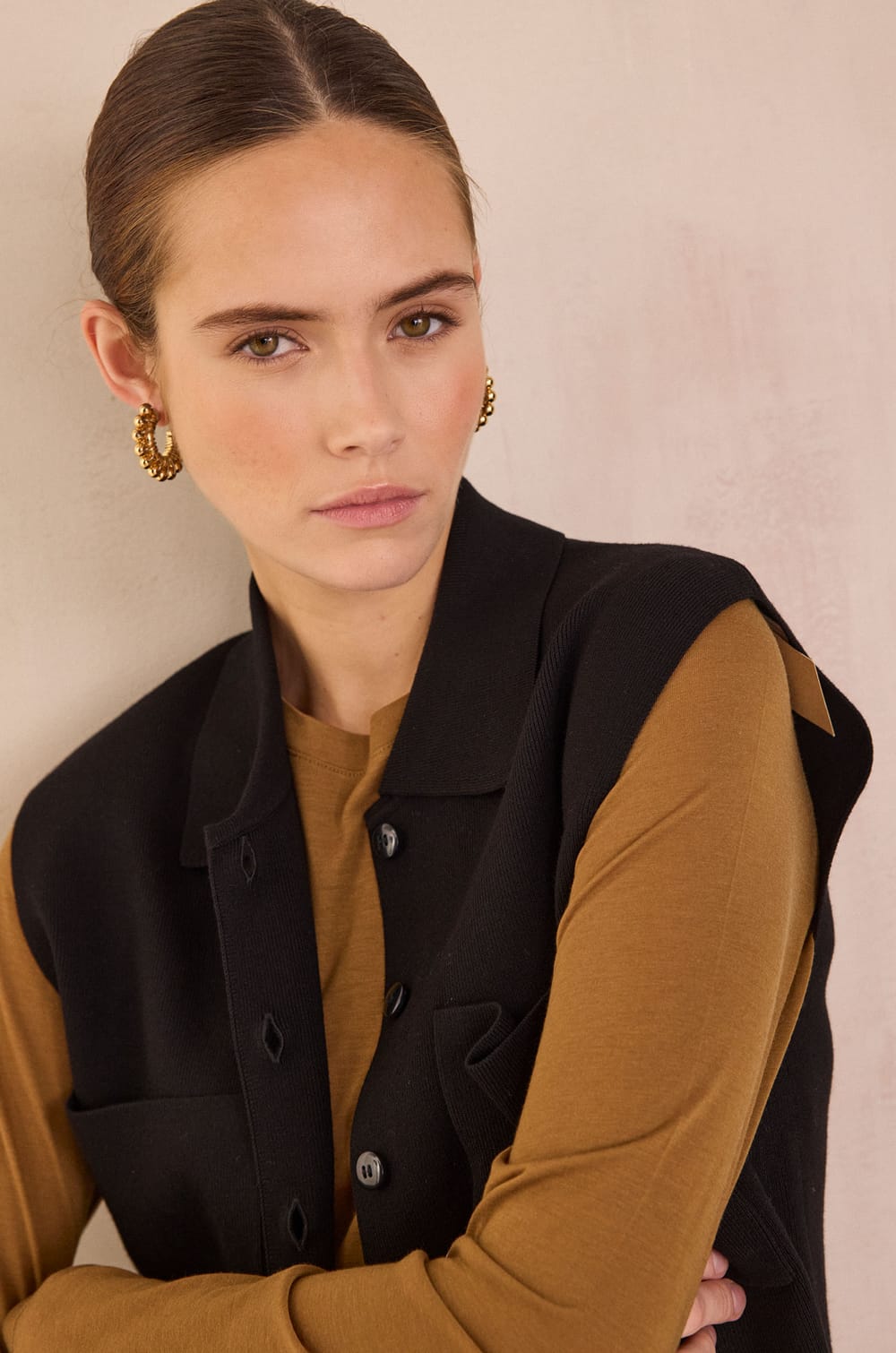 PETRA Sleeveless Cardigan;${refinementColor}