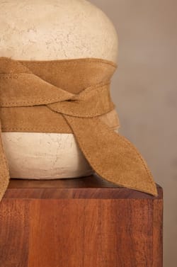 ELIAS 100% leather belt;${refinementColor}