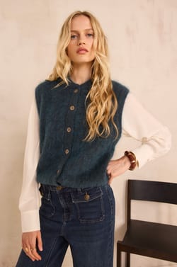 LOULOU sleeveless vest;${refinementColor}