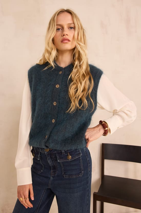 LOULOU sleeveless vest;${refinementColor}