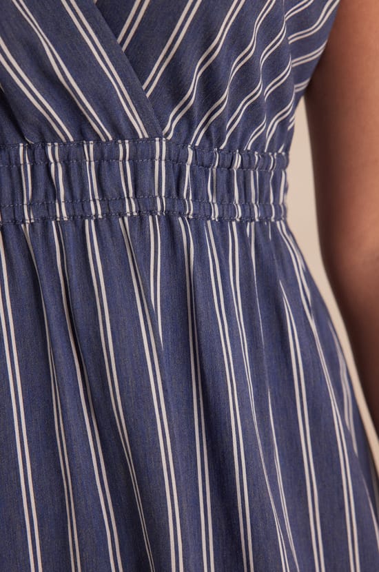 Robe REVE;${refinementColor}