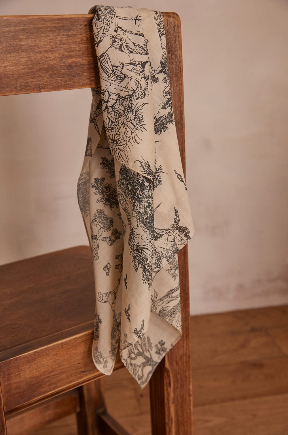 Foulard d'anniversaire;${refinementColor}