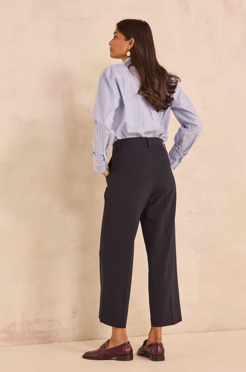 Loose fit navy pants LOLA;${refinementColor}