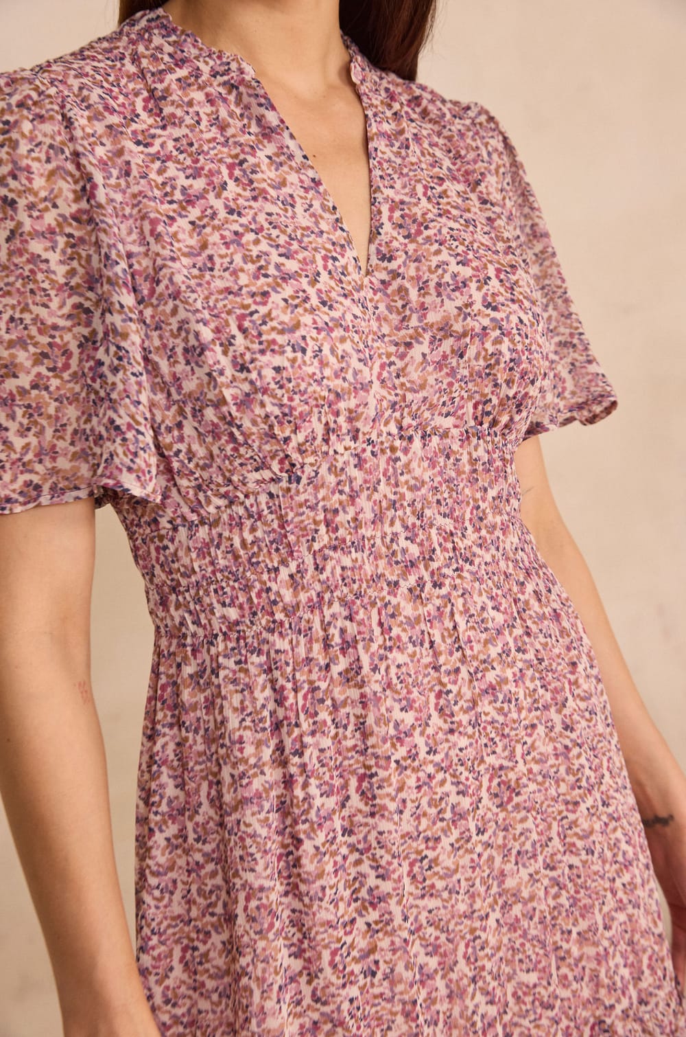 Flowy dress with LANA print;${refinementColor}