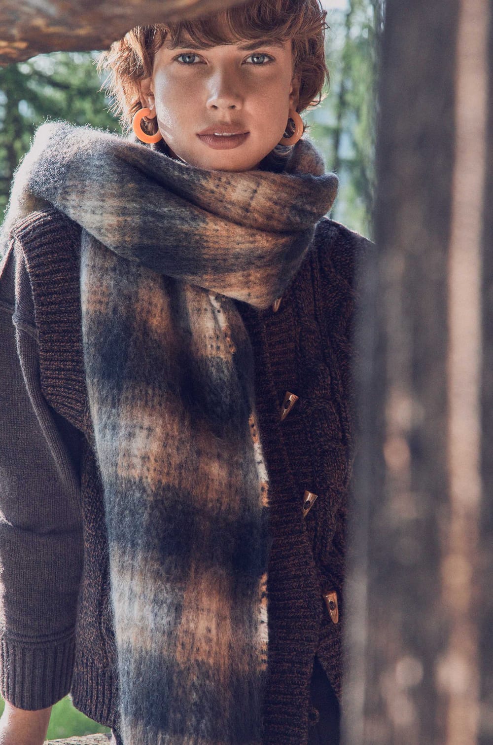 THEODORE checked scarf;${refinementColor}
