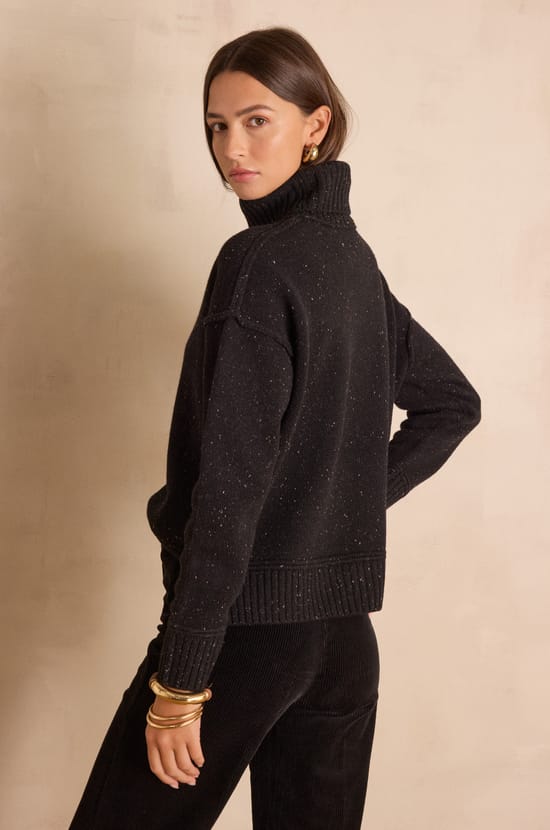 BRANDO turtleneck jumper in 100% wool;${refinementColor}