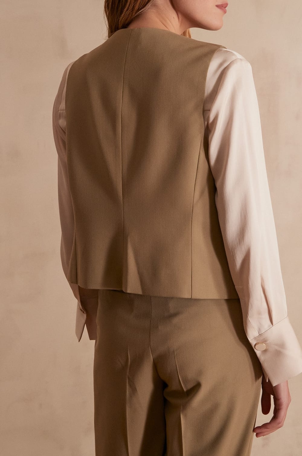 Gilet sans manches CARLOTTA;${refinementColor}