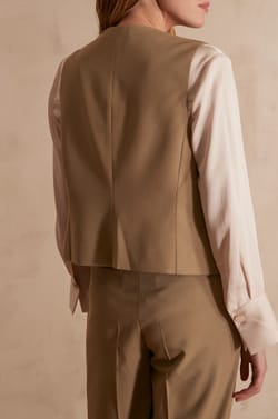 Gilet sans manches CARLOTTA;${refinementColor}