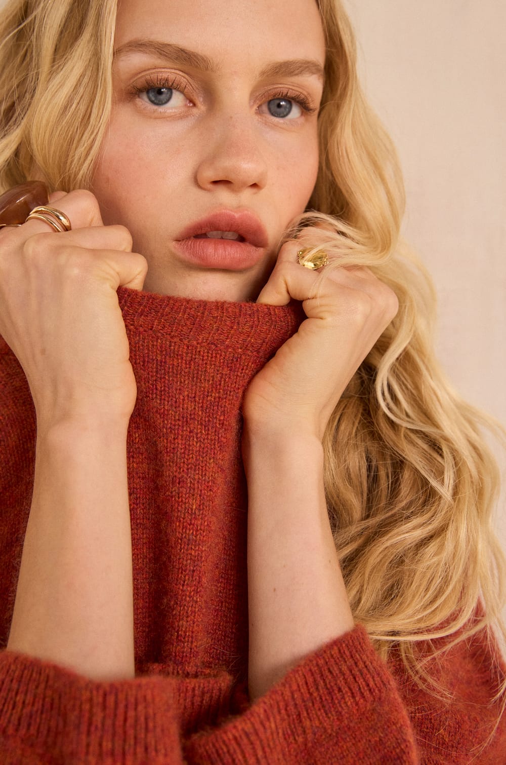 ALIZEE long sleeve cashmere sweater;${refinementColor}