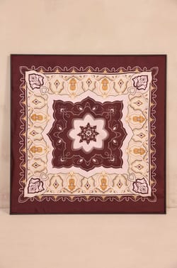 Foulard imprim&eacute; bordeaux en soie ROI;${refinementColor}