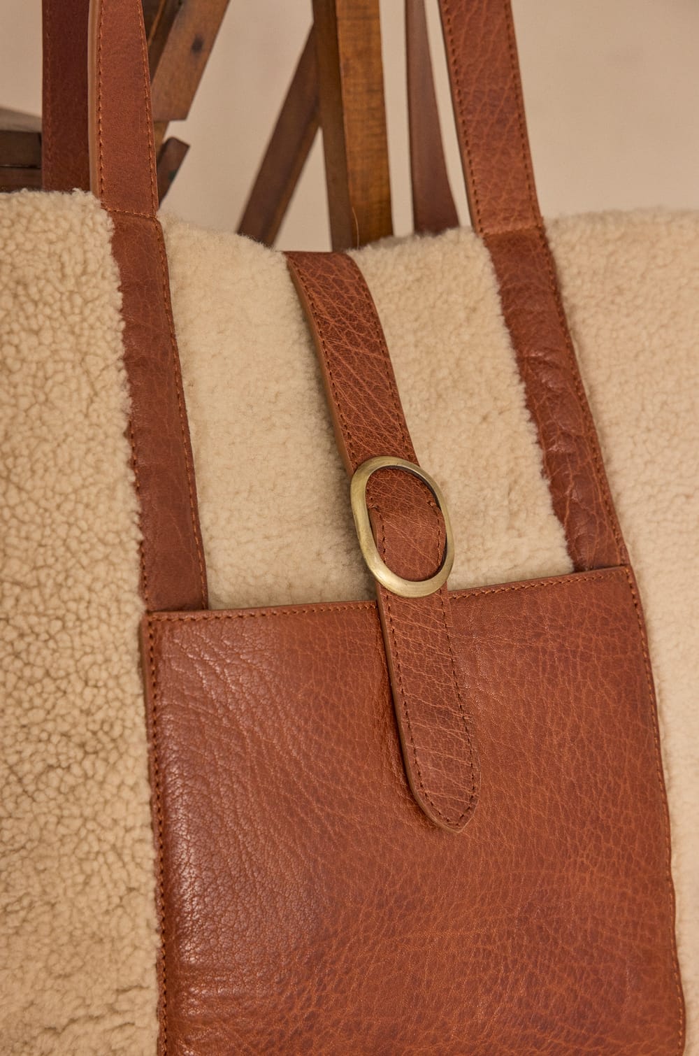 LOUIS leather tote bag;${refinementColor}