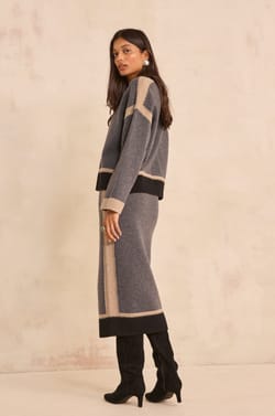 Straight knit wool skirt VALERIE;${refinementColor}