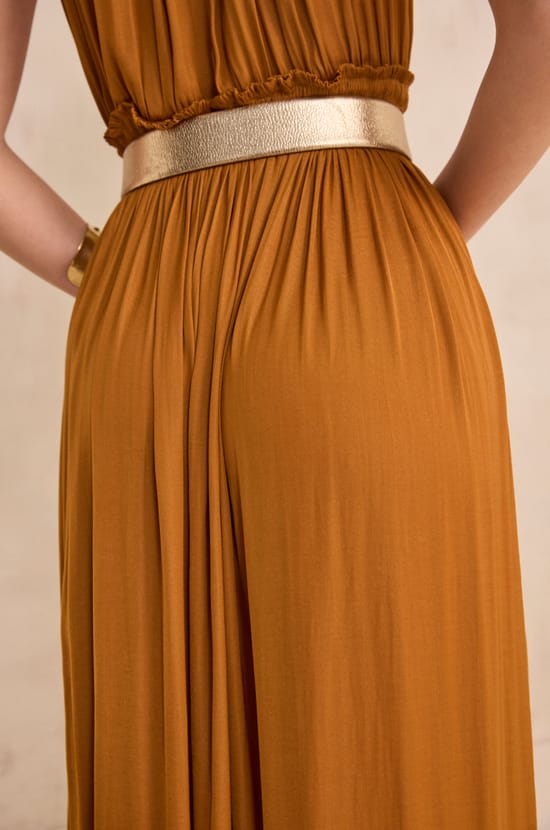 Straight and flowing dress BAY;${refinementColor}