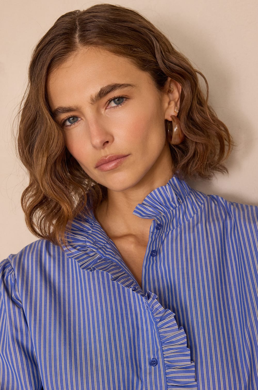 SALIA Blouse 100% cotton;${refinementColor}