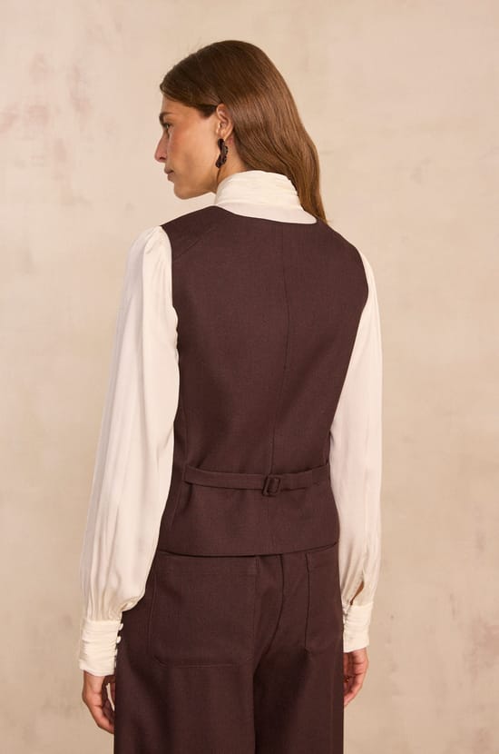 Buttoned sleeveless vest ABEL;${refinementColor}