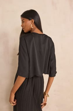 Flowy blouse with 3/4 sleeves DINO;${refinementColor}