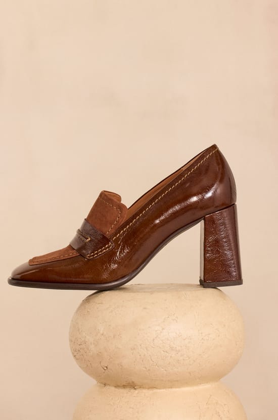 OPHELIE leather heeled loafers;${refinementColor}