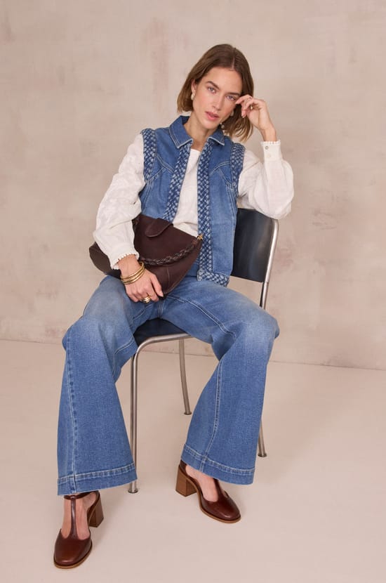 Floral embroidery blouse in 100% cotton DEBBY;${refinementColor}