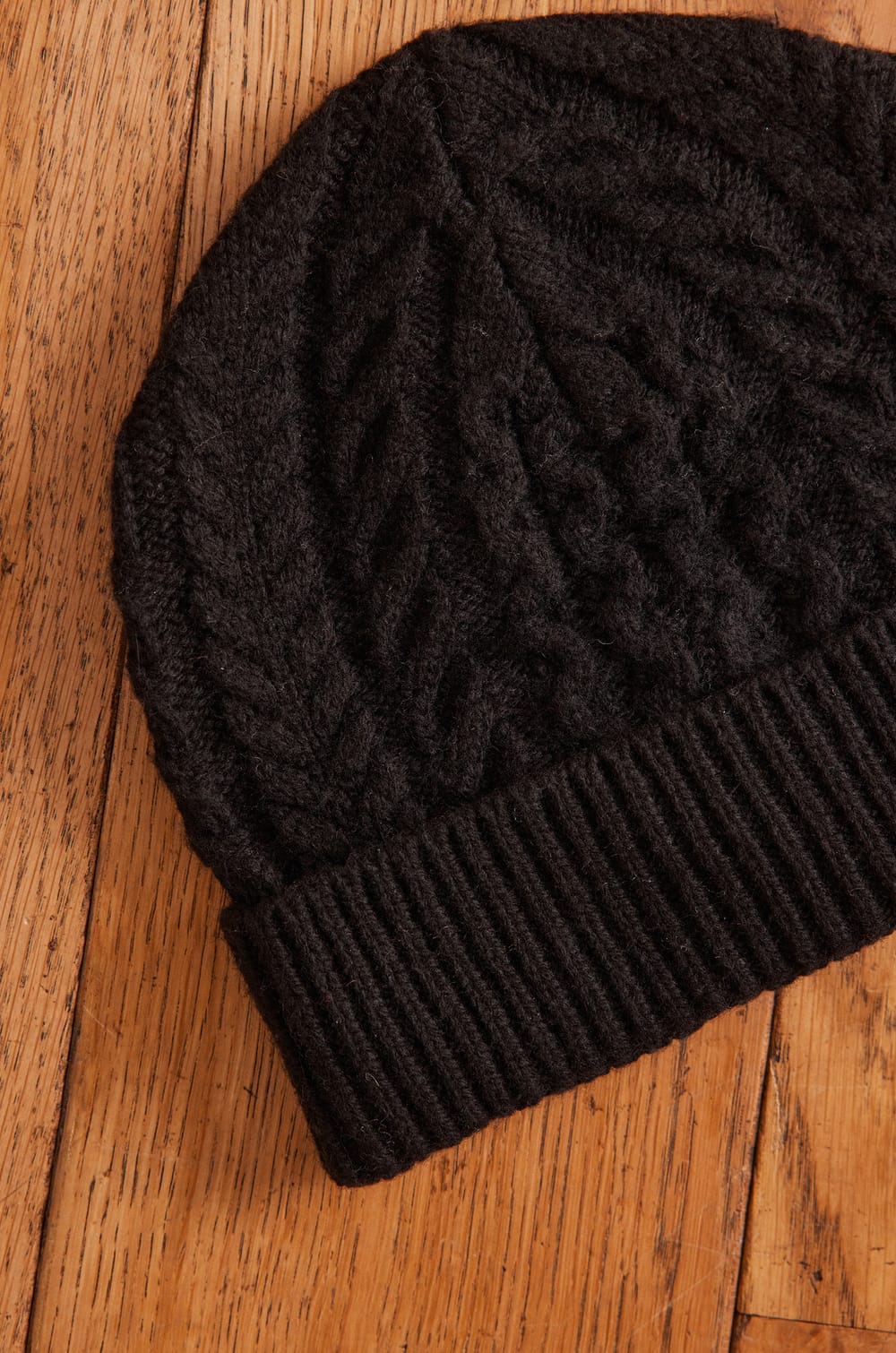 Bonnet HOCHE en maille torsadée;${refinementColor}